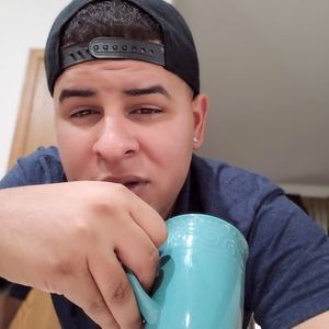 Meet your Posher, Emanuel